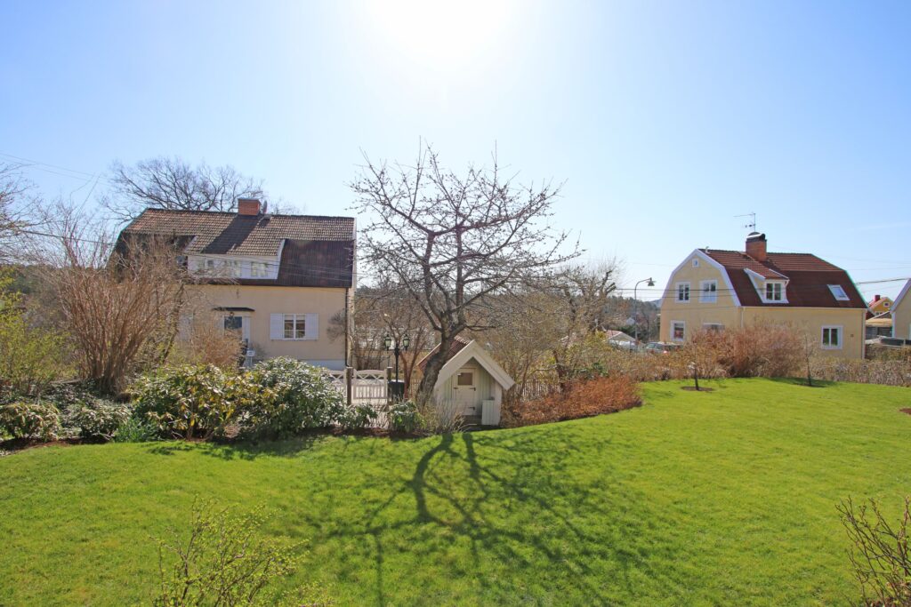 Trädgårdsanläggning & stenläggning Villa. Solna Hagalund
