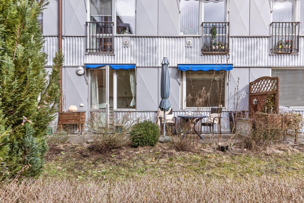 Stenläggning infart radhus. Sigtuna Märsta