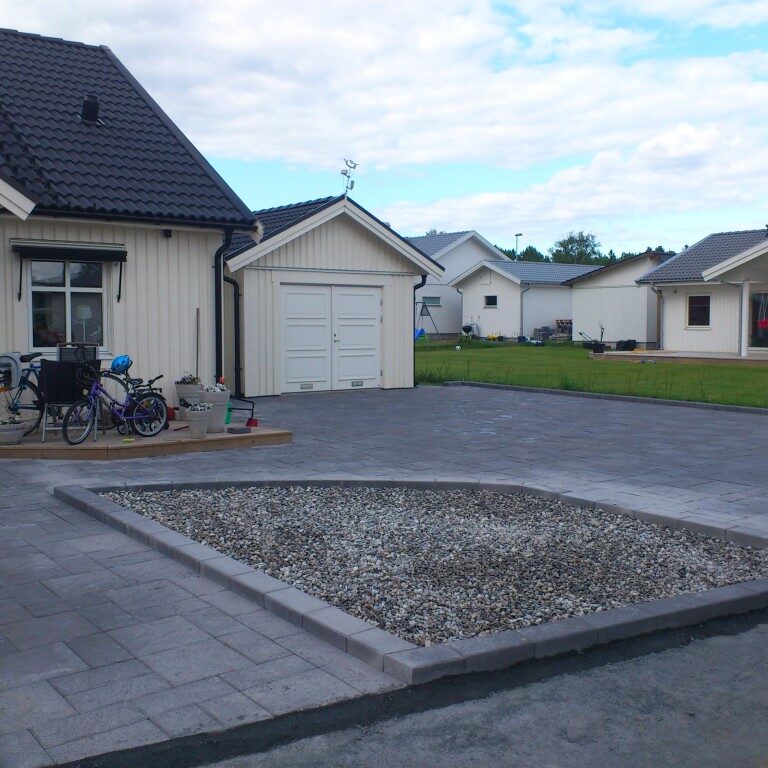 Stenlaggning for uppfart vallentuna 768x768