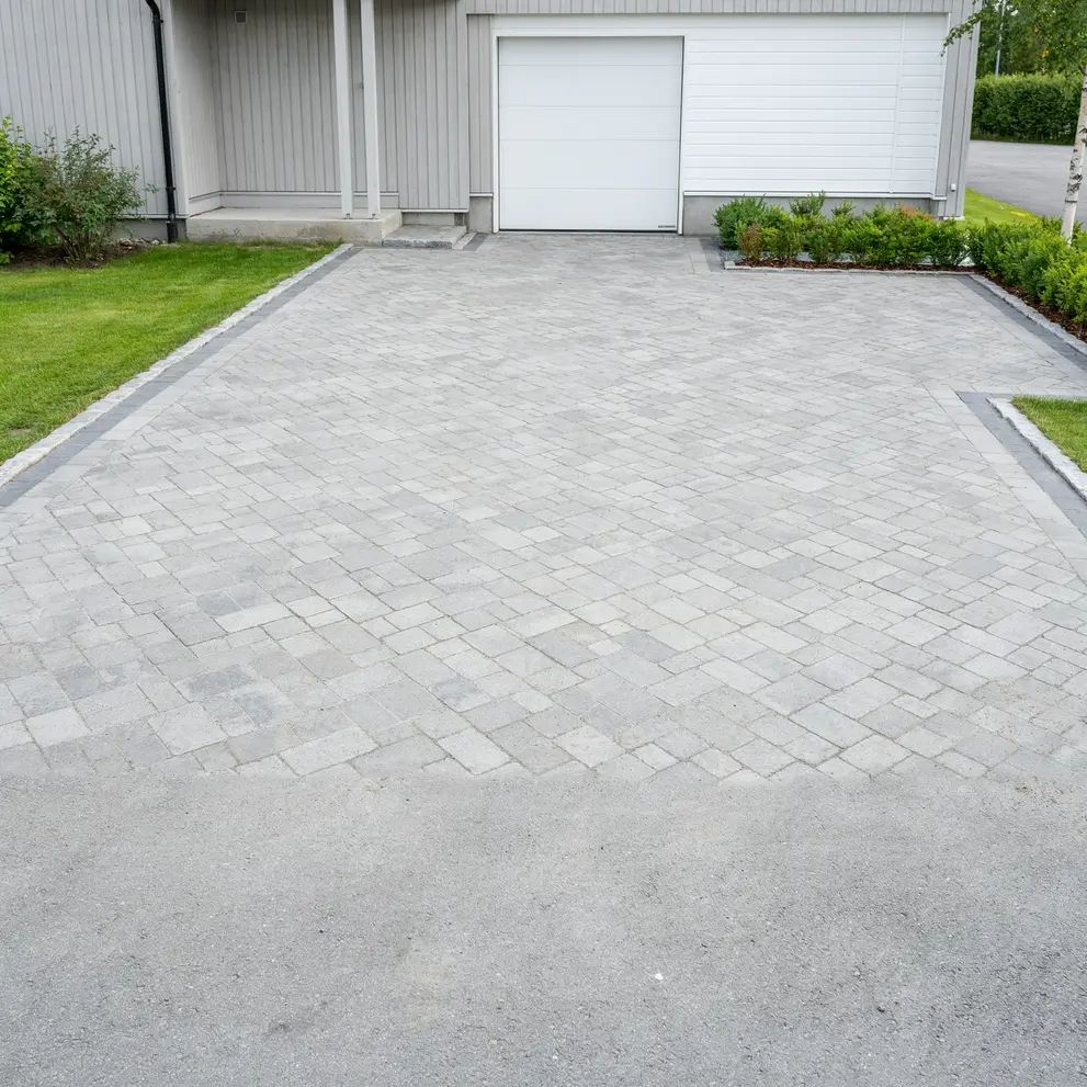 stenlaggning for uppfart vallentuna ormsta ballsta grondal stockholm